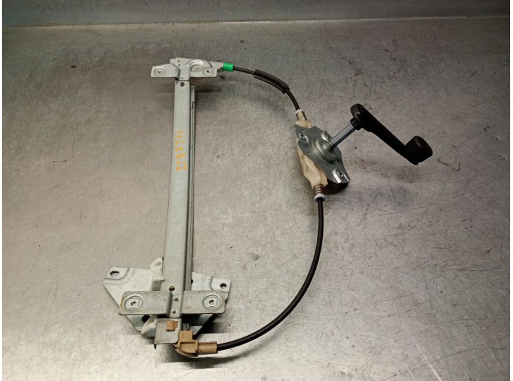 Recambio de elevalunas trasero izquierdo para mitsubishi carisma (da_) 1.8 gdi (da2a) referencia OEM IAM MR100763 MR100763 