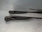 Recambio de brazo limpia delantero derecho para nissan pick-up (d22) 2.5 turbodiesel referencia OEM IAM 28881VJ400  