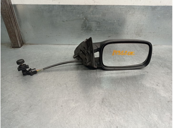 Replacement right side mirror for Volkswagen Passat Saloon (312) 2.0 OEM IAM reference 357857522 MANUAL 4 DOORS