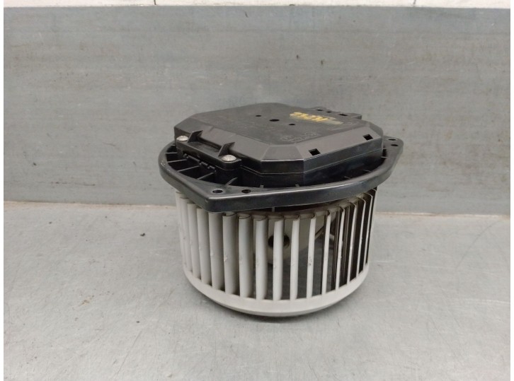 Recambio de motor calefaccion para infiniti ex 30d referencia OEM IAM 27225JK60B 27225JK60B 