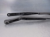 Recambio de brazo limpia delantero derecho para seat ateca (5fp) referencia OEM IAM 576955409A 576955410A 