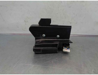 Recambio de cerradura puerta trasera derecha para dacia duster ii 1.6 sce cat referencia OEM IAM 825020888R 2 PINES 5 PUERTAS