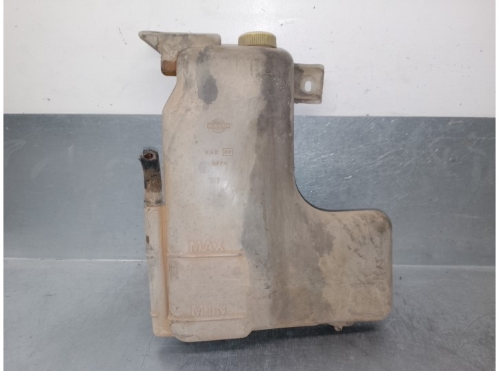 Replacement expansion tank for Nissan Pick-Up (D22) 2.5 turbodiesel OEM IAM reference 217102S600 