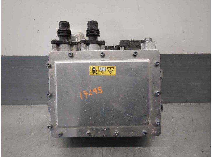 Replacement electronic module for Mercedes-Benz V-Class (W447) OEM IAM reference A0003424800 HITACHI INVERTER