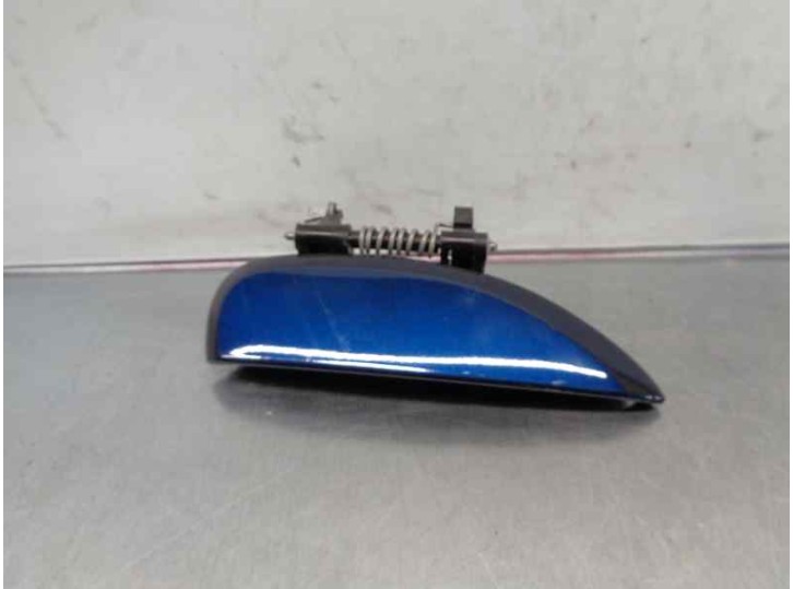 Replacement front right exterior door handle for Dacia Duster II 1.6 SCe CAT OEM IAM reference 806067028R 