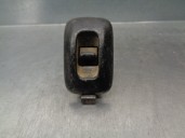 Replacement rear left window switch for Nissan Pick-Up (D22) 2.5 turbodiesel OEM IAM reference 829602S700 