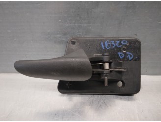 Replacement front right interior door handle for Opel Omega B 2.5 Turbodiesel (X 25 TD / U 25 TD / L93) OEM IAM reference 904