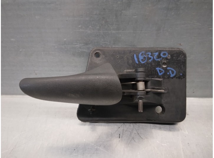 Replacement front right interior door handle for Opel Omega B 2.5 Turbodiesel (X 25 TD / U 25 TD / L93) OEM IAM reference 904