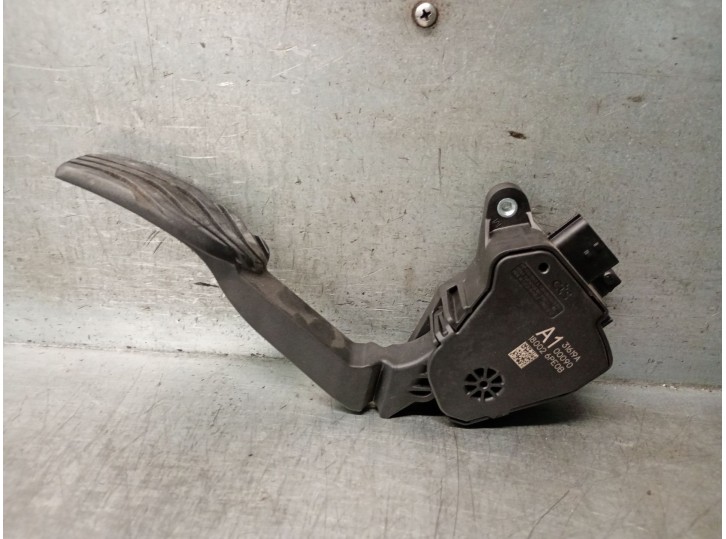 Recambio de potenciometro pedal para nissan juke (f16_) dig-t 117 referencia OEM IAM 180026PE0B 180026PE0B 