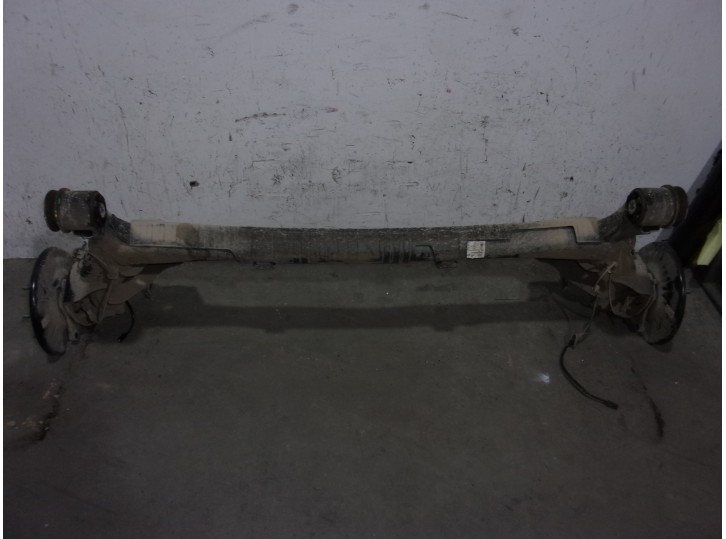 Recambio de puente trasero para hyundai bayon referencia OEM IAM 55100Q0500 PARA DISCOS 4 AGUJEROS BURRA 13