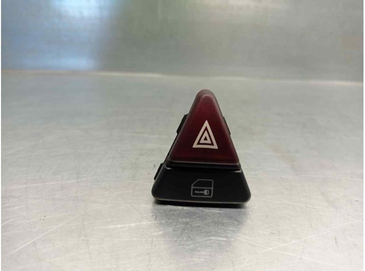 Recambio de warning para mercedes-benz clase a (w168) 1.7 cdi diesel cat referencia OEM IAM 1688206710  