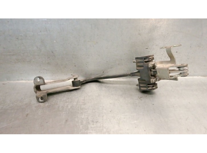 Recambio de retenedor puerta para fiat ducato furgoneta (250_) 130 multijet 2,3 d referencia OEM IAM 1358221080 1358221080 