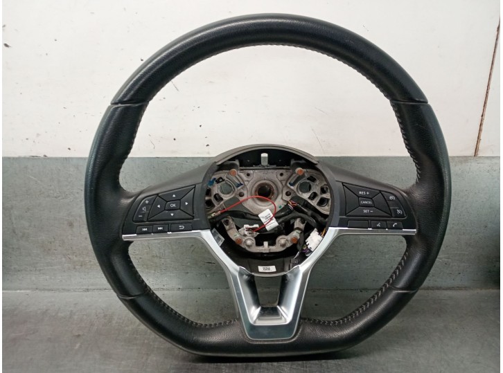 Recambio de volante para nissan juke (f16_) dig-t 117 referencia OEM IAM 484306PF0A 484306PF0A 34231448E