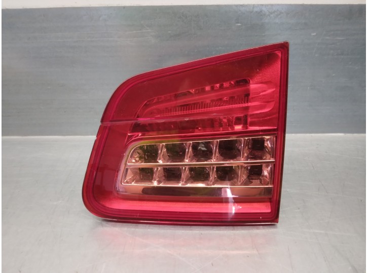 Replacement rear right tail light for Citroën C5 Saloon 2.0 HDi FAP OEM IAM reference 9687582980 HATCHBACK 4 DOORS