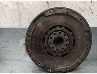 Recambio de volante motor para opel omega b 2.0 dti referencia OEM IAM 616175  
