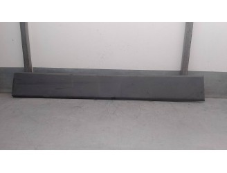 Recambio de molduras traseras para peugeot boxer caja cerr.techo sobreelev.(bat.4035)(335/440)(2007 => 2.2 hdi cat referencia OE