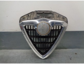 Recambio de rejilla delantera para alfa romeo 156 sportwagon (116) 2.4 jtd distinctive referencia OEM IAM 156017393  