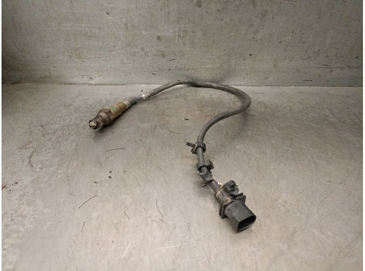 Replacement lambda sensor for Jeep Grand Cherokee IV (WK, WK2) 3.0 CRD V6 4x4 OEM IAM reference 68146231AB 68146231AB 028100421
