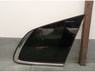 Recambio de luna custodia trasera derecha para kia carens iv 1.6 gdi referencia OEM IAM 87820A4120 87820A4120 