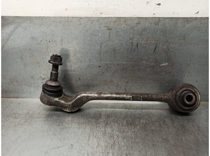 Recambio de brazo suspension inferior delantero izquierdo para bmw serie 1 cabrio (e88) 2.0 turbodiesel cat referencia OEM IAM 3