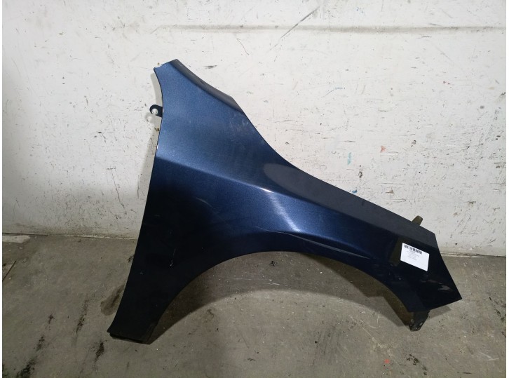 Recambio de aleta delantera derecha para volvo v60 i (155) 1.6 drive referencia OEM IAM 31352074 31352074 