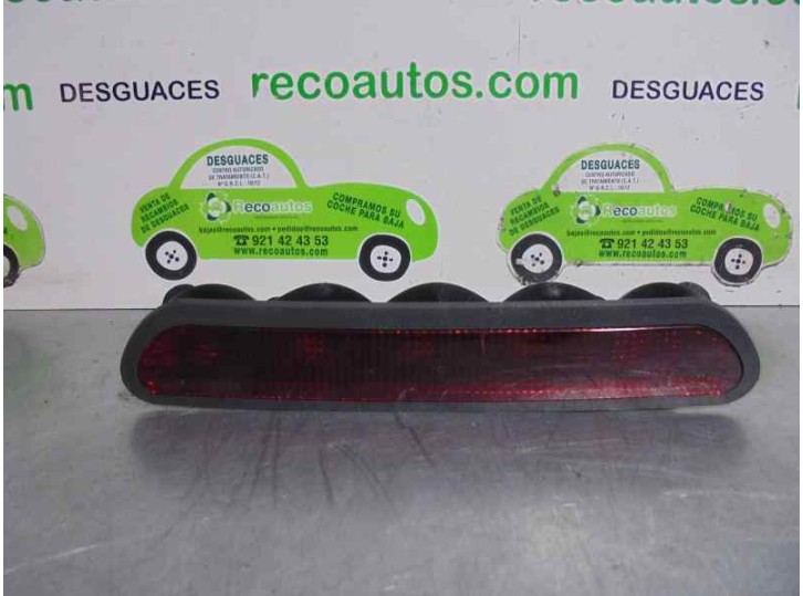 Recambio de luz central de freno para fiat linea (323_, 110_) 1.4 t-jet (323axc1a) referencia OEM IAM 7354423480 