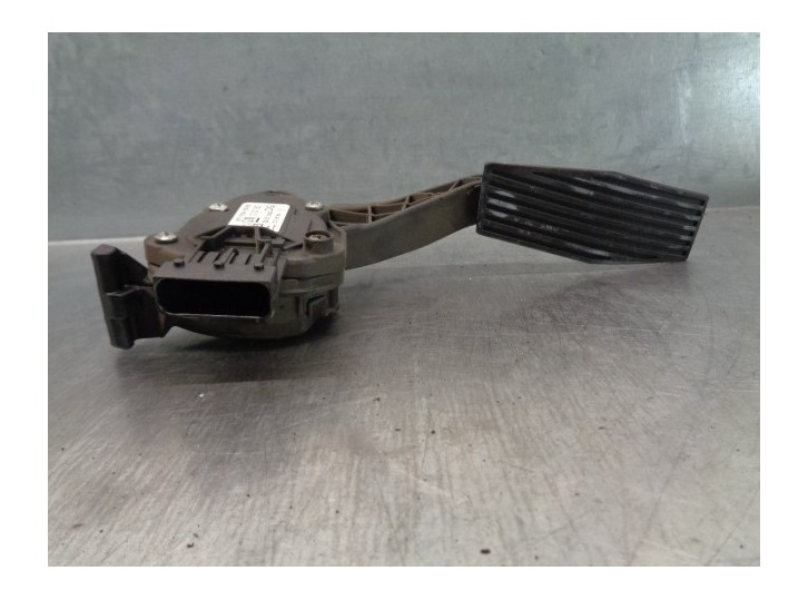Recambio de potenciometro pedal para opel insignia sports tourer cosmo referencia OEM IAM 13237352 6PV00976500 HELLA
