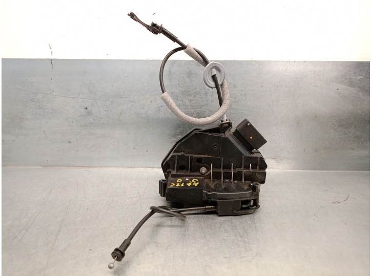 Recambio de cerradura puerta delantera derecha para volvo v60 i (155) 1.6 drive referencia OEM IAM 31301739 31349860 