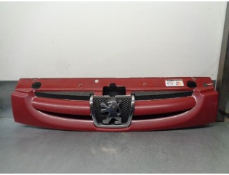 Recambio de rejilla delantera para peugeot partner (s2) 1.9 diesel referencia OEM IAM 9644758777  