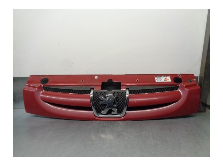 Recambio de rejilla delantera para peugeot partner (s2) 1.9 diesel referencia OEM IAM 9644758777 
