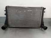 Recambio de intercooler para volkswagen golf v (1k1) 1.9 tdi referencia OEM IAM 1K0145803A 1K0145803R B5896