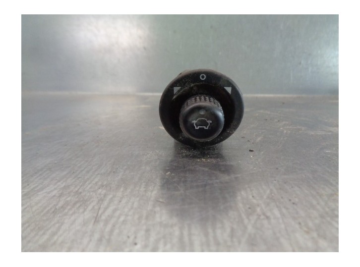 Recambio de mando retrovisor para ford transit connect (tc7) 1.8 tdci cat referencia OEM IAM 93BG17B676BB 