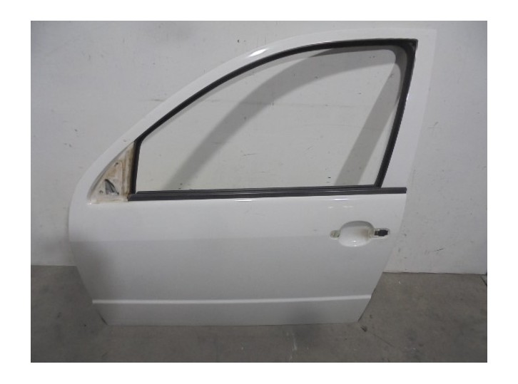 Recambio de puerta delantera izquierda para skoda fabia (6y2/6y3) 1.4 referencia OEM IAM 6Y0831055 BLANCA 5 PUERTAS