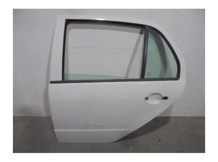 Recambio de puerta trasera izquierda para skoda fabia (6y2/6y3) 1.4 referencia OEM IAM 6Y6833055 BLANCA 5 PUERTAS