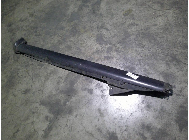 Recambio de faldon lateral para audi allroad quattro (4b5) 2.5 v6 24v tdi referencia OEM IAM 4Z7853859  