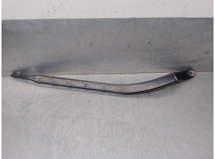 Recambio de brazo limpia delantero derecho para seat altea (5p1) 2.0 tdi referencia OEM IAM 5P0955410  