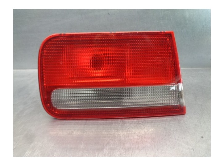 Recambio de piloto trasero izquierdo para honda accord berlina (cc/ce) 1.8 cat referencia OEM IAM 34156SN7G01 DE PORTON