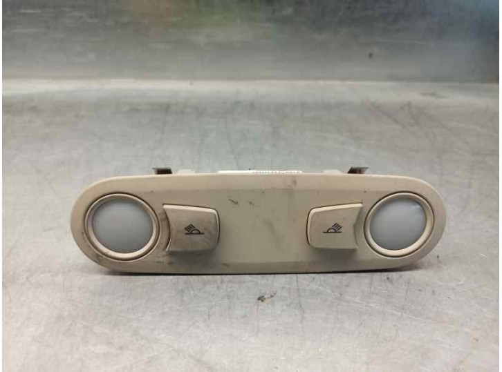 Recambio de luz interior para audi a4 ber. (b8) 2.0 16v tfsi referencia OEM IAM 8T0947111AU57 