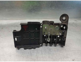 Recambio de caja reles / fusibles para audi a4 ber. (b8) 2.0 16v tfsi referencia OEM IAM 8K0937517A 