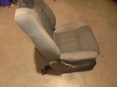 Recambio de asiento delantero derecho para ssangyong musso 2.9 d referencia OEM IAM 7400105030AV 7400105030AV 