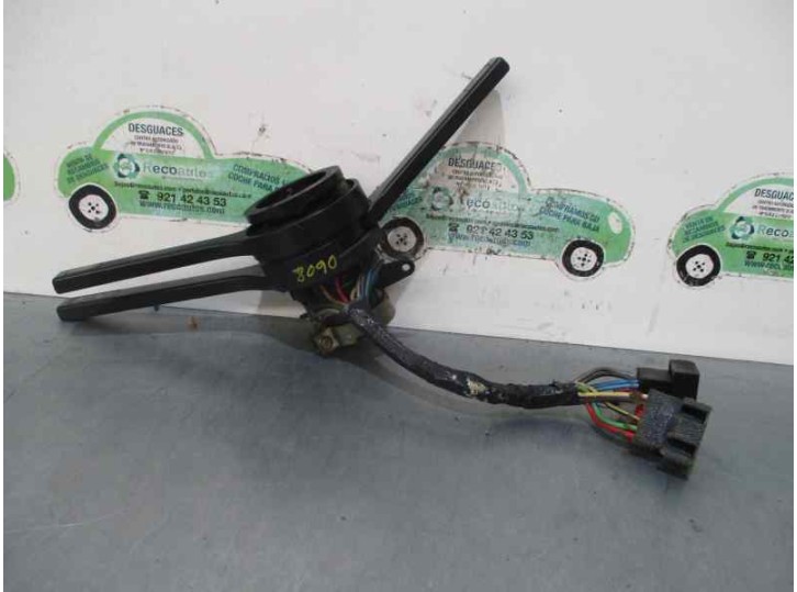 Replacement light switch for Fiat Cinquecento (170) 0.9 OEM IAM reference 1821380 