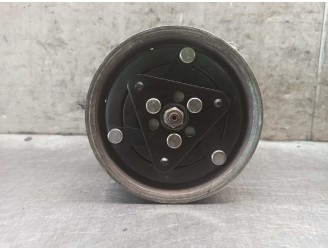 Recambio de compresor aire acondicionado para renault clio iii 1.6 16v referencia OEM IAM 8200953359A 1900 SANDEN
