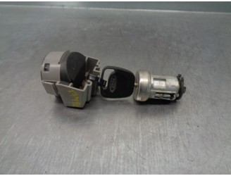 Replacement ignition switch for Ford Focus Saloon (CAK) 1.6 16V CAT OEM IAM reference 98AB11572BE 