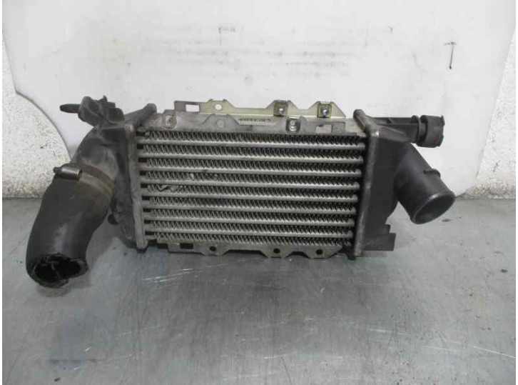 Recambio de intercooler para opel vectra b berlina 2.0 dti referencia OEM IAM 52475657 DELPHI