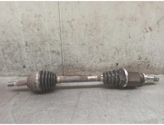 Recambio de transmision delantera izquierda para renault clio iii 1.6 16v referencia OEM IAM 8200623792  