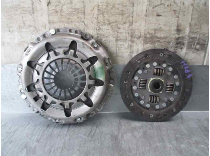 Recambio de kit embrague para suzuki ignis rg (fh) 1.3 cat referencia OEM IAM 319011010 119006211 LUK