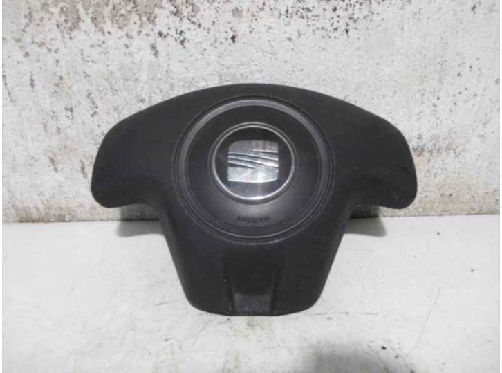 Replacement front left airbag for Seat Cordoba saloon (6L2) 1.9 TDI OEM IAM reference 6L0880210A 