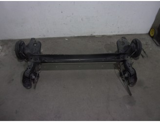 Recambio de puente trasero para ford fiesta (ccn) 1.0 ecoboost cat referencia OEM IAM 5212628 TAMBOR 4 AGUJEROS BURRA 27