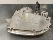 Replacement right headlight for Hyundai Santa Fe (SM) 2.4 CAT OEM IAM reference 9210226025 5 DOORS