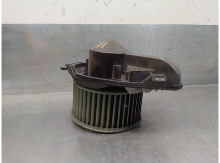 Recambio de motor calefaccion para audi a4 berlina (b5) 1.9 tdi referencia OEM IAM 8D1820021 740221233F 